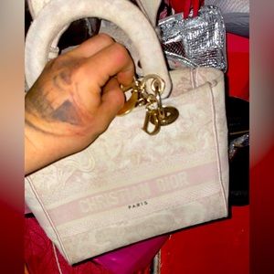 Christian Dior purrs